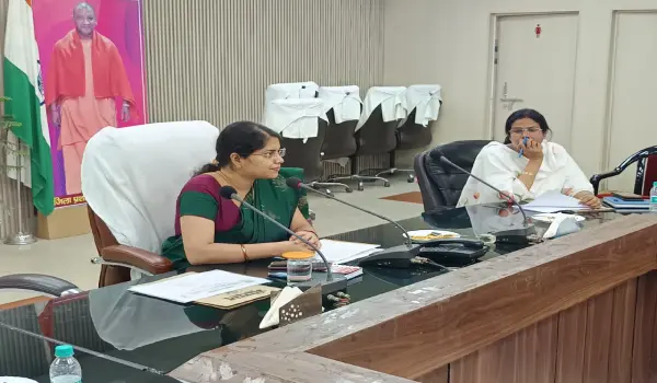 वीबी जीरामजी योजना में लापरवाही पर डीएम सख्त, तीन ब्लॉकों के बीडीओ-एपीओ का वेतन रोका